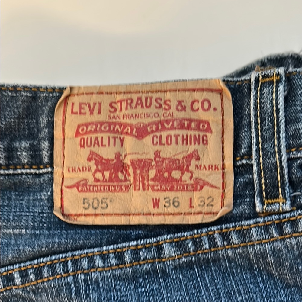 Levi's Men's Blue Jeans 505 Regular Fit